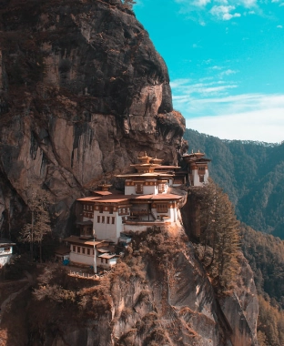 Geet Travel - Explore Bhutan
