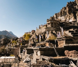 Geet Travel - Ancient Buddhist Swayambhunath Stupa in Kathmandu
