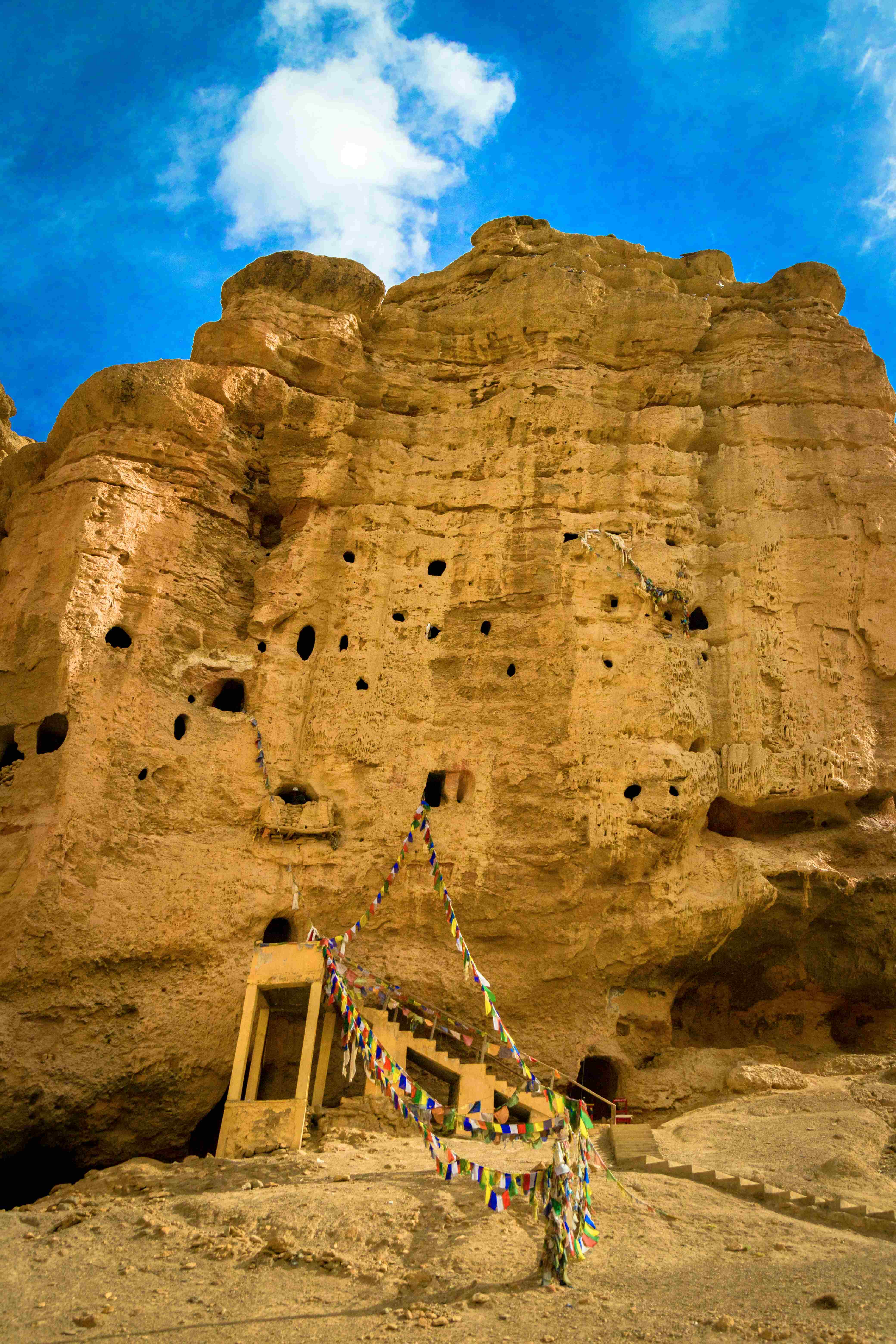 Mustang Cave