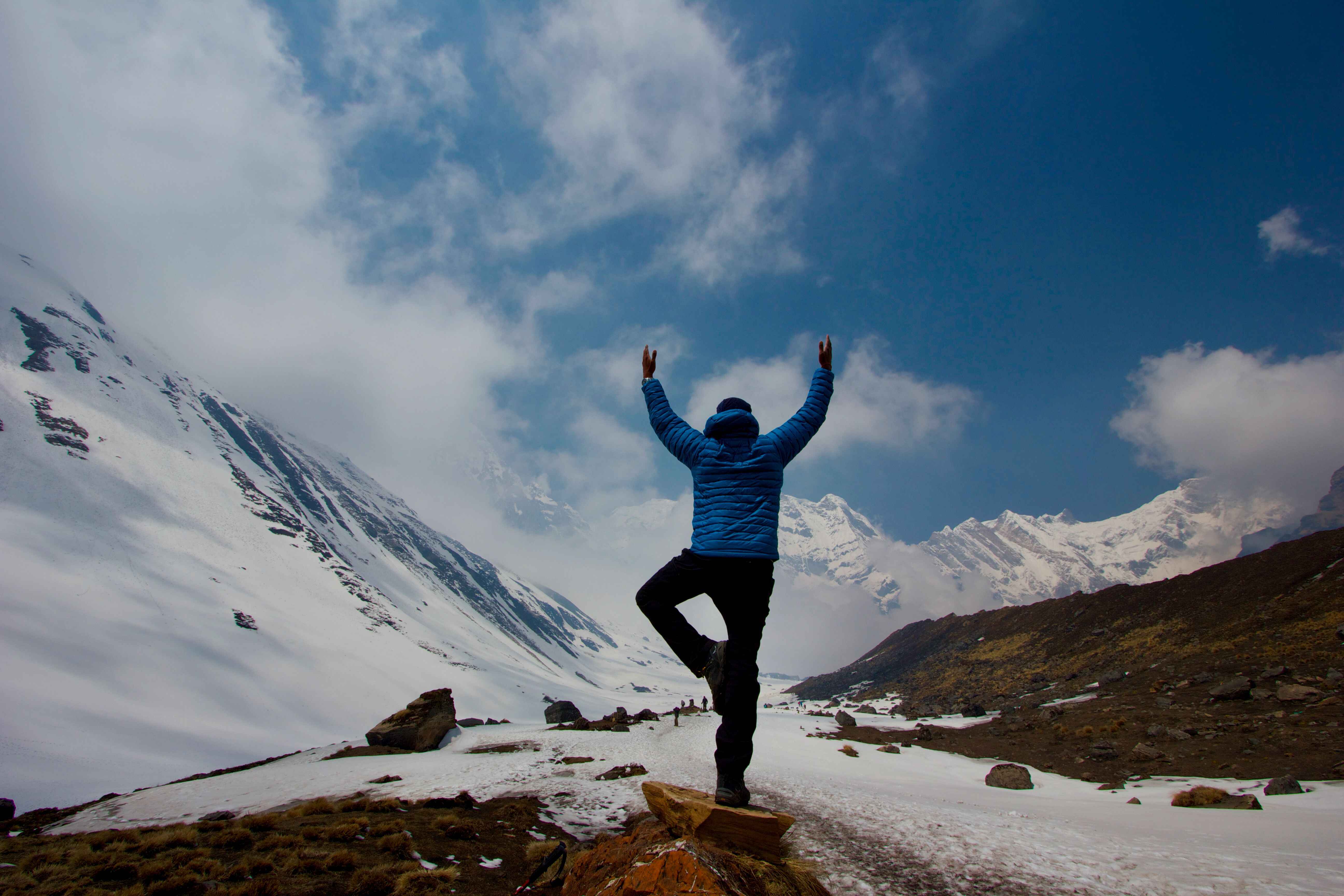 Geet Travel - Yoga in Nepal: 5 Incredible Places to Practice with Himalayan Views